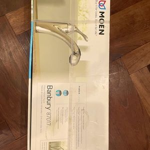 MOEN new in box Banbury Kitchen Faucet